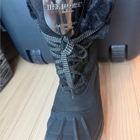 Ilse Jacobsen Black Winter Boots - Picture 4 of 11